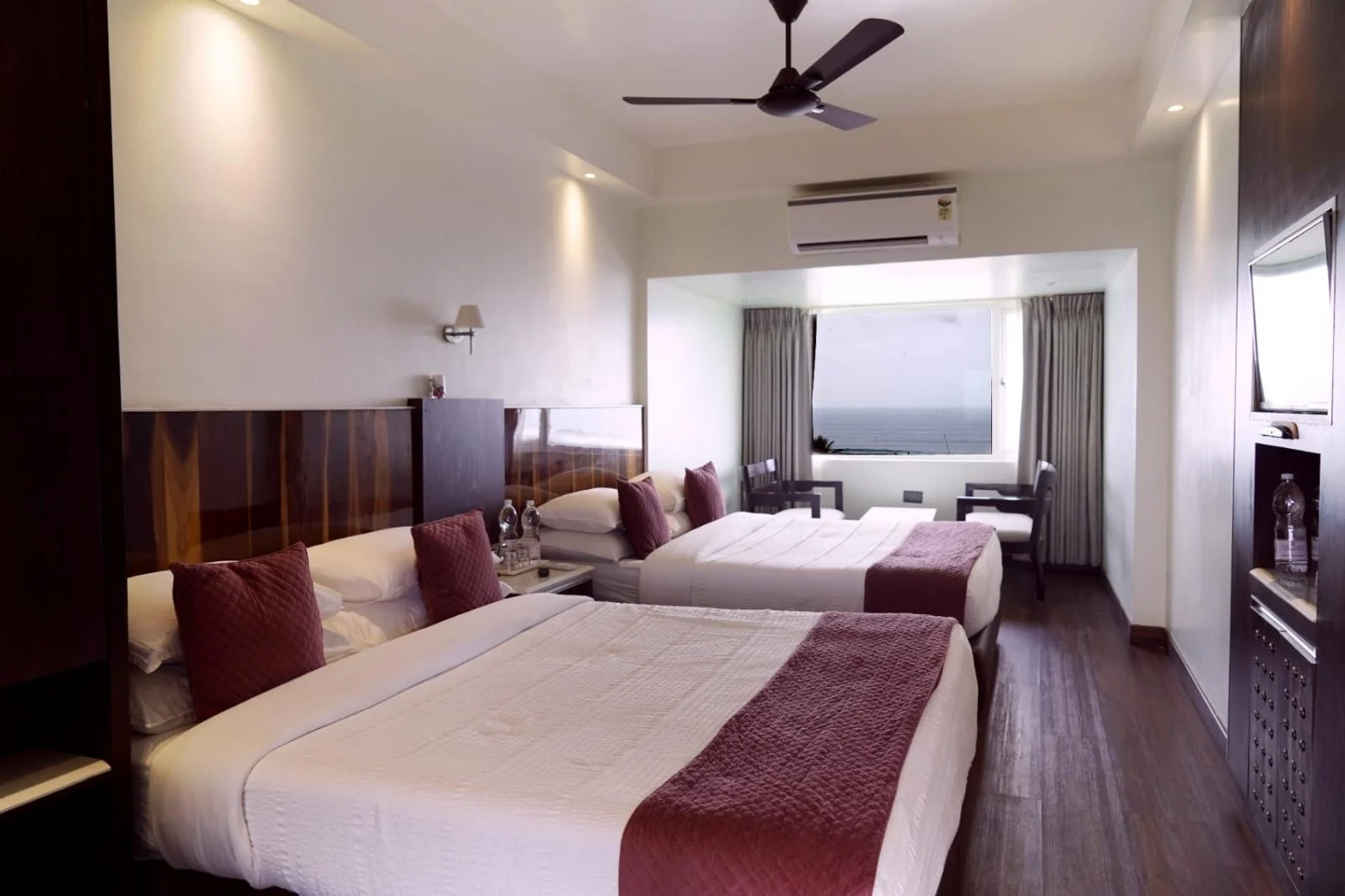 Family Room with two double beds